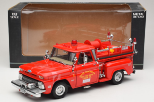 Chevrolet C-20 Fire Truck Sun Star 1:18 1383 Metall - pilt 6/6