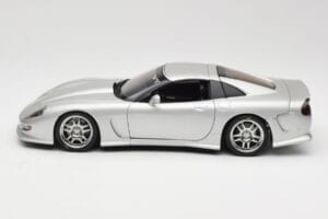Chevrolet Callaway C12 Hõbedane AUTOart 1:18 71011 Metall - pilt 4/8