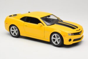 Chevrolet Camaro SS RS Kollane Maisto 1:18 31173 Metall - pilt 6/8