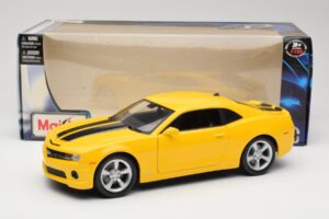 Chevrolet Camaro SS RS Kollane Maisto 1:18 31173 Metall - pilt 8/8