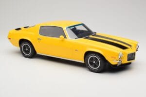Chevrolet Camaro Z28 RS Daytona Yellow Otto 1:12 G085 Vaik - pilt 4/6