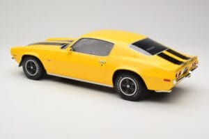 Chevrolet Camaro Z28 RS Daytona Yellow Otto 1:12 G085 Vaik - pilt 5/6