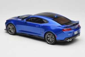 Chevrolet Camaro ZL1 Gen 6 Sinine GT Spirit 1:18 GT177 Vaik - pilt 5/6