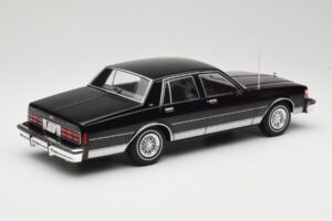 Chevrolet Caprice Must MCG 1:18 MCG18113 Metall - pilt 2/6
