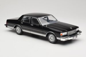 Chevrolet Caprice Must MCG 1:18 MCG18113 Metall - pilt 4/6