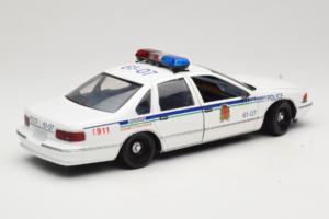 Chevrolet Caprice Kanada Politsei UT Models 1:18 21023 Metall - pilt 3/8