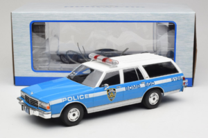 Chevrolet Caprice Estate Wagon NYPD MCG 1:18 MCG18477 Metall - pilt 6/6