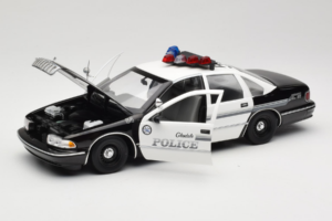 Chevrolet Caprice Glendale Politsei UT Models 1:18 21026 Metall - pilt 2/8