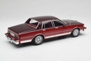 Chevrolet Caprice Punane Metallik MCG 1:18 MCG18361 Metall - pilt 2/6