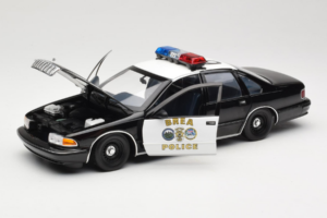 Chevrolet Caprice California Politsei UT Models 1:18 180142098 Metall - pilt 2/8