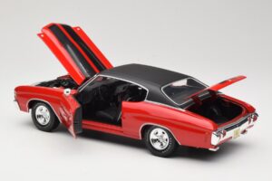 Chevrolet Chevelle SS 454 Punane Maisto 1:18 531892 Metall - pilt 5/8
