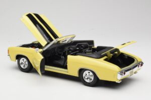 Chevrolet Chevelle SS 454 Kollane Maisto 1:18 531890 Metall - pilt 5/8