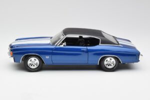 Chevrolet Chevelle SS 454 Sinine Maisto 1:18 531886 Metall - pilt 4/8