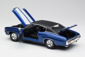 Chevrolet Chevelle SS 454 Sinine Maisto 1:18 531886 Metall - pilt 5/8