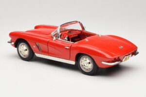 Chevrolet Corvette C1 Punane ERTL 1:18 7835 Metall - pilt 7/8
