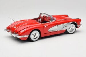 Chevrolet Corvette C1 Punane Motormax 1:18 73100TC Metall - pilt 3/8