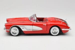 Chevrolet Corvette C1 Punane Motormax 1:18 73100TC Metall - pilt 4/8
