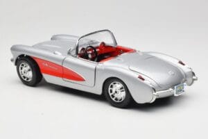Chevrolet Corvette C1 Hõbedane Bburago 1:18 3034 Metall - pilt 7/8