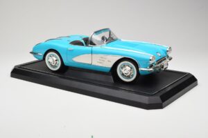 Chevrolet Corvette C1 Hard Top Sinine Solido 1:12 1202-M1 Metall - pilt 6/8