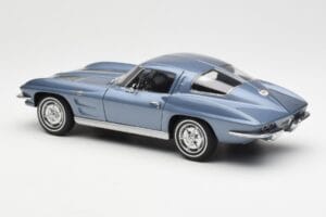 Chevrolet Corvette C2 Sinihall Metallik AUTOart 1:18 71182 Metall - pilt 7/8