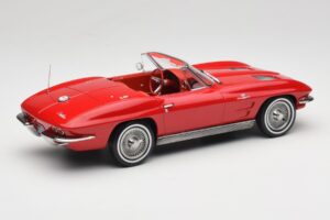 Chevrolet Corvette C2 Sting Ray Kabriolett Riverside Red Norev 1:18 189056 Metall - pilt 2/6