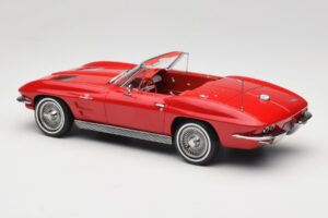 Chevrolet Corvette C2 Sting Ray Kabriolett Riverside Red Norev 1:18 189056 Metall - pilt 5/6