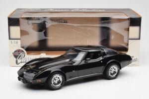 Chevrolet Corvette C3 Must UT Models 1:18 21071 Metall - pilt 8/8