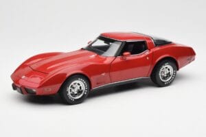Chevrolet Corvette C3 Punane UT Models 1:18 21073 Metall