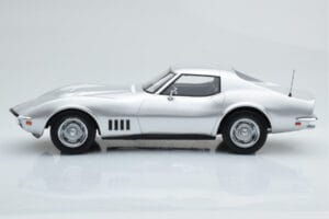 Chevrolet Corvette C3 Hõbedane Norev 1:18 189032 Metall - pilt 3/6