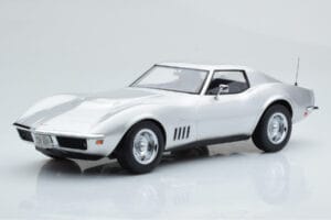 Chevrolet Corvette C3 Hõbedane Norev 1:18 189032 Metall