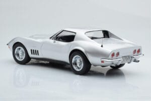 Chevrolet Corvette C3 Hõbedane Norev 1:18 189032 Metall - pilt 5/6