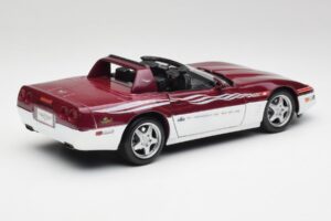 Chevrolet Corvette C4 Indy 500 Pace Car Maisto 1:18 56011 Metall - pilt 3/8