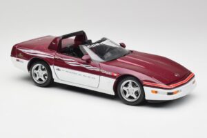 Chevrolet Corvette C4 Indy 500 Pace Car Maisto 1:18 56011 Metall - pilt 6/8