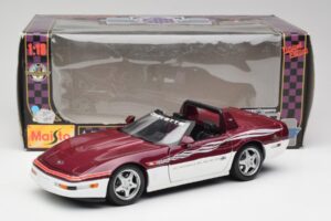 Chevrolet Corvette C4 Indy 500 Pace Car Maisto 1:18 56011 Metall - pilt 8/8