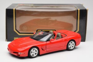 Chevrolet Corvette C5 Kabriolett Punane Bburago 1:18 3076 Metall - pilt 8/8