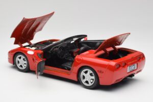 Chevrolet Corvette C5 Kabriolett Torch Punane Maisto 1:18 50318 Metall - pilt 5/8