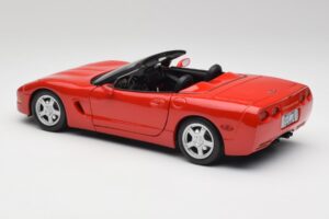 Chevrolet Corvette C5 Kabriolett Torch Punane Maisto 1:18 50318 Metall - pilt 7/8
