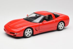 Chevrolet Corvette C5 Punane Bburago 1:18 3066 Metall