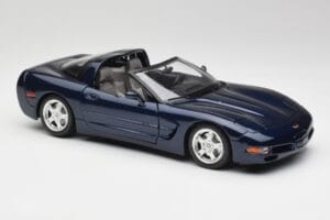 Chevrolet Corvette C5 Nassau Sinine Bburago 1:18 30166 Metall - pilt 6/8