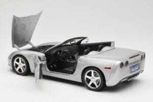 Chevrolet Corvette C6 Kabriolett Hõbedane Hot Wheels 1:18 B6052 Metall - pilt 5/8