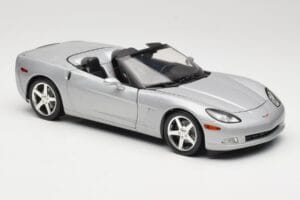 Chevrolet Corvette C6 Kabriolett Hõbedane Hot Wheels 1:18 B6052 Metall - pilt 6/8