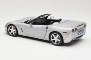 Chevrolet Corvette C6 Kabriolett Hõbedane Hot Wheels 1:18 B6052 Metall - pilt 7/8