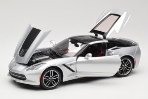 Chevrolet Corvette C7 Hõbedane Maisto 1:18 38132 Metall - pilt 2/8