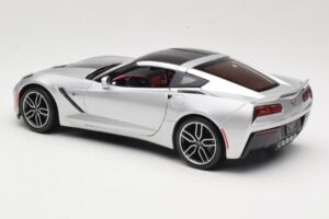 Chevrolet Corvette C7 Hõbedane Maisto 1:18 38132 Metall - pilt 7/8