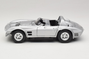 Chevrolet Corvette Grand Sport Hõbedane Fast & Furious Greenlight 1:18 12842 Metall - pilt 3/6