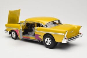 Chevrolet Custom Kollane Leegiga Hot Wheels 1:18 21356 Metall - pilt 5/8