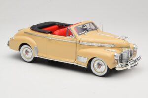 Chevrolet Deluxe Kabriolett Beež Eagle Collectibles 1:18 3022518 Metall - pilt 6/8