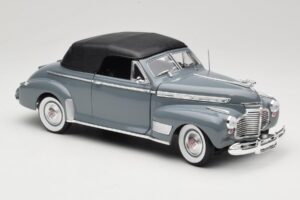 Chevrolet Deluxe Kabriolett Pehme Katusega Hall Eagles Race 1:18 7497276 Metall - pilt 6/8