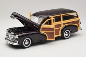 Chevrolet Fleetmaster Woody Must Maisto 1:18 56043 Metall - pilt 2/8