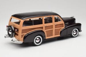 Chevrolet Fleetmaster Woody Must & Wood Panels Maisto 1:18 43697545B Metall - pilt 3/8